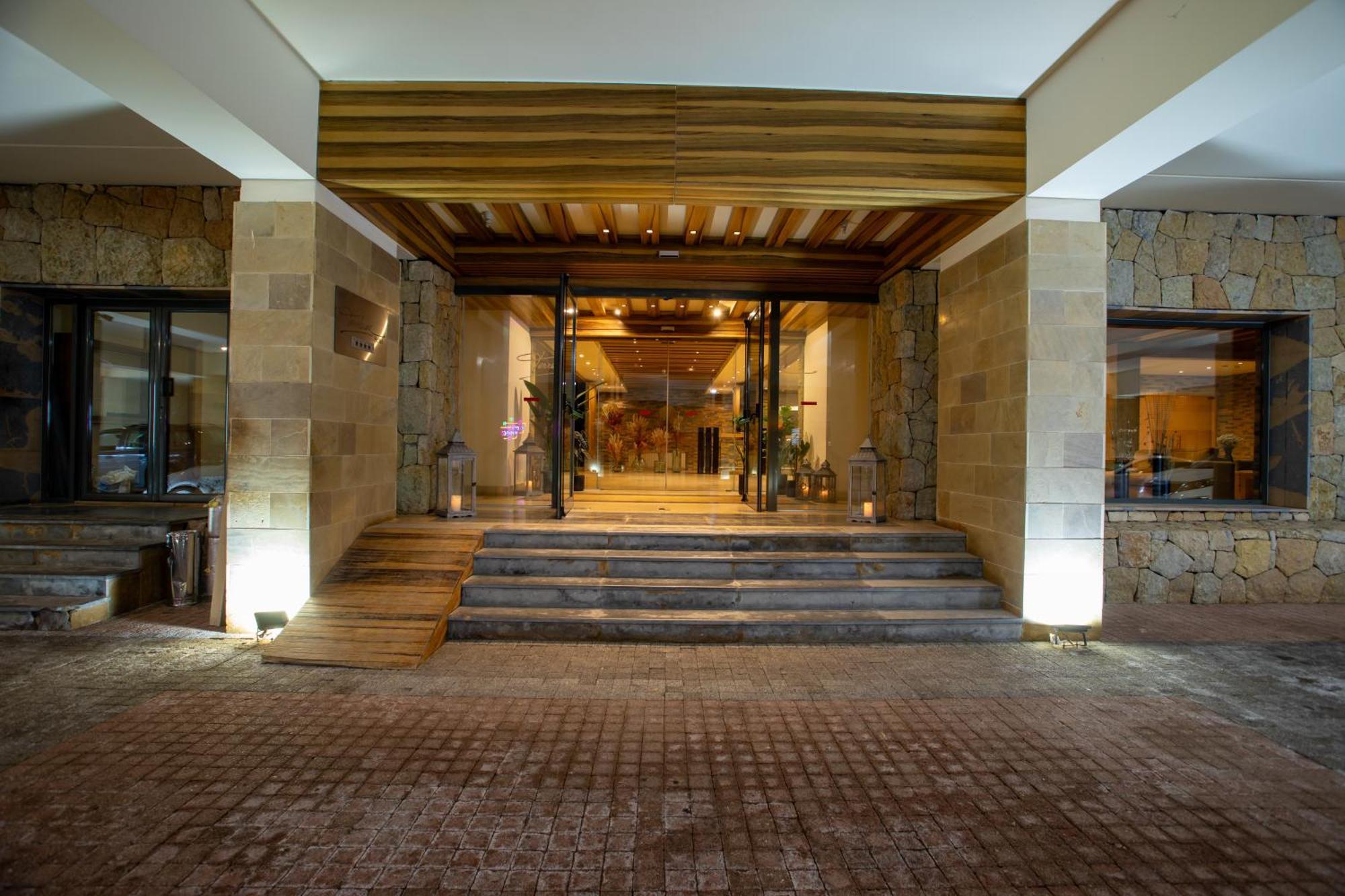 Terre Brune Hotel Mzaar Kfardebian Exterior photo