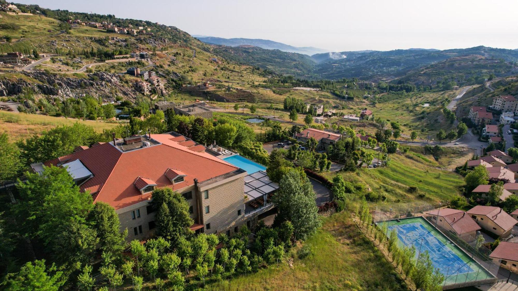 Terre Brune Hotel Mzaar Kfardebian Exterior photo