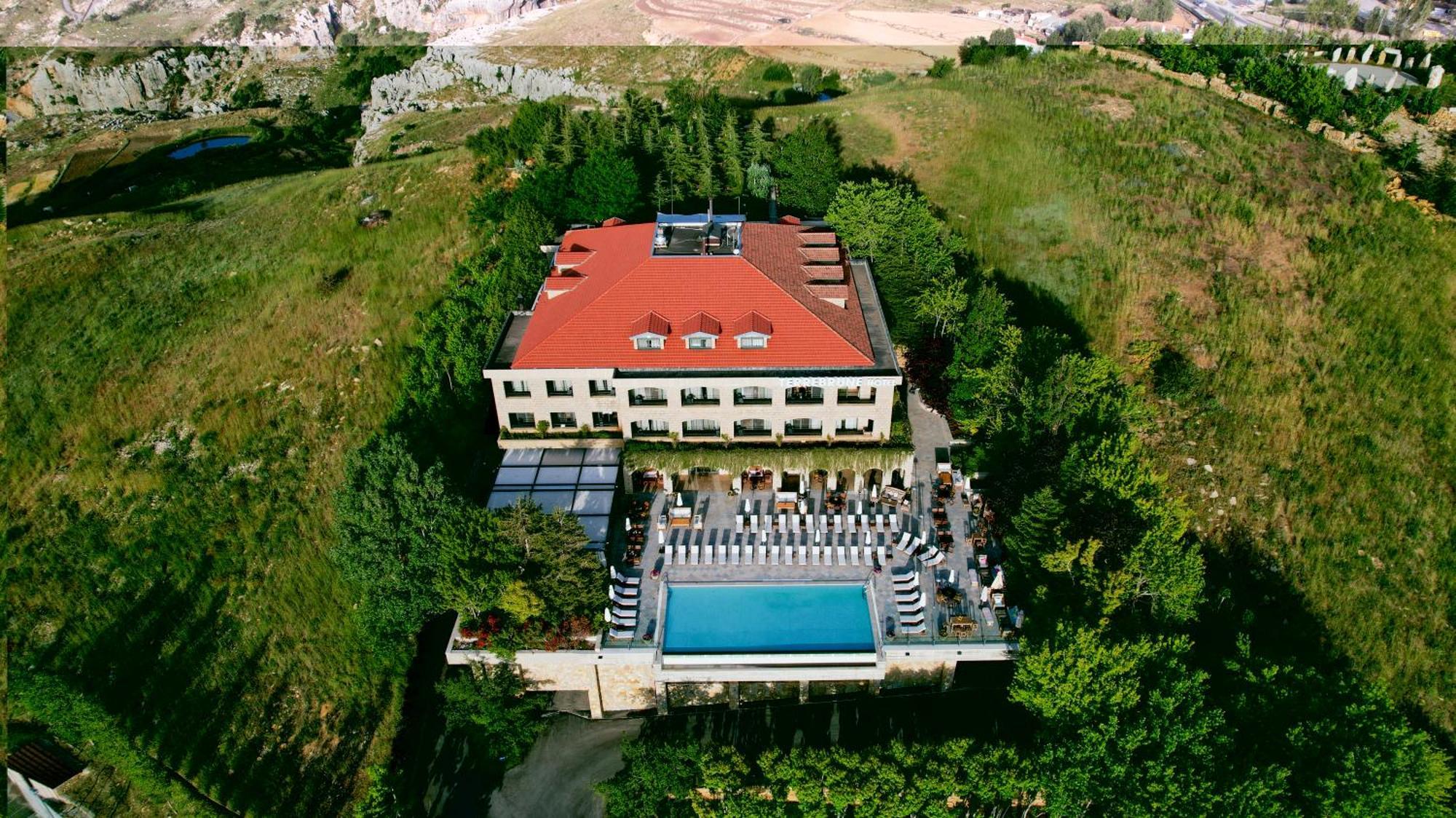 Terre Brune Hotel Mzaar Kfardebian Exterior photo